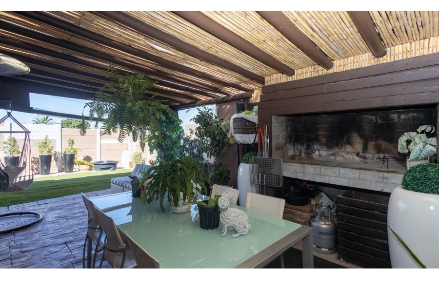 3 Bedroom Property for Sale in Brackenfell South Western Cape